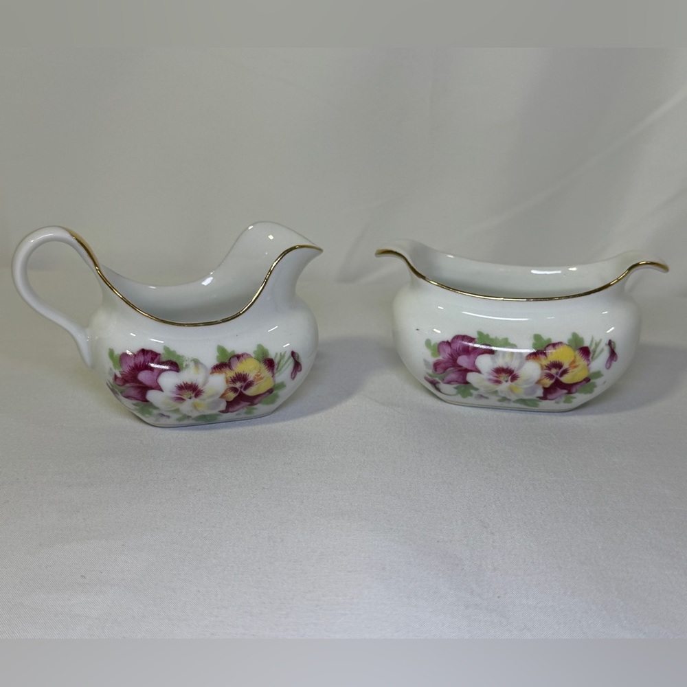 Vintage SAJI Japan Fine China Floral Sugar Bowl & Creamer Set Gold Trim Pansy
